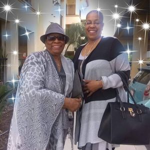 Meet your Posher, Antonia